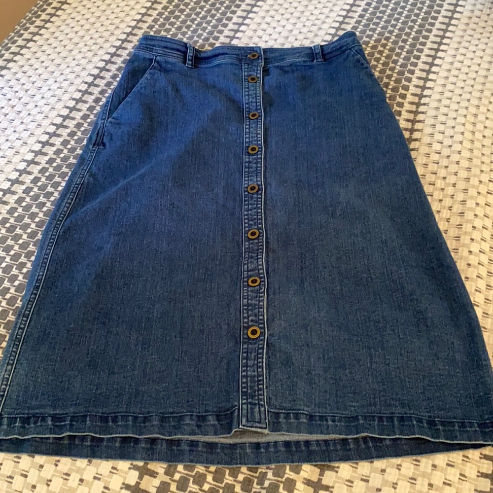 Denim skirt